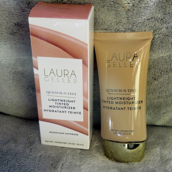 New in Box Laura Geller Quench N Tint Lightweight Tinted Moisturizer - Medium - Picture 12 of 12